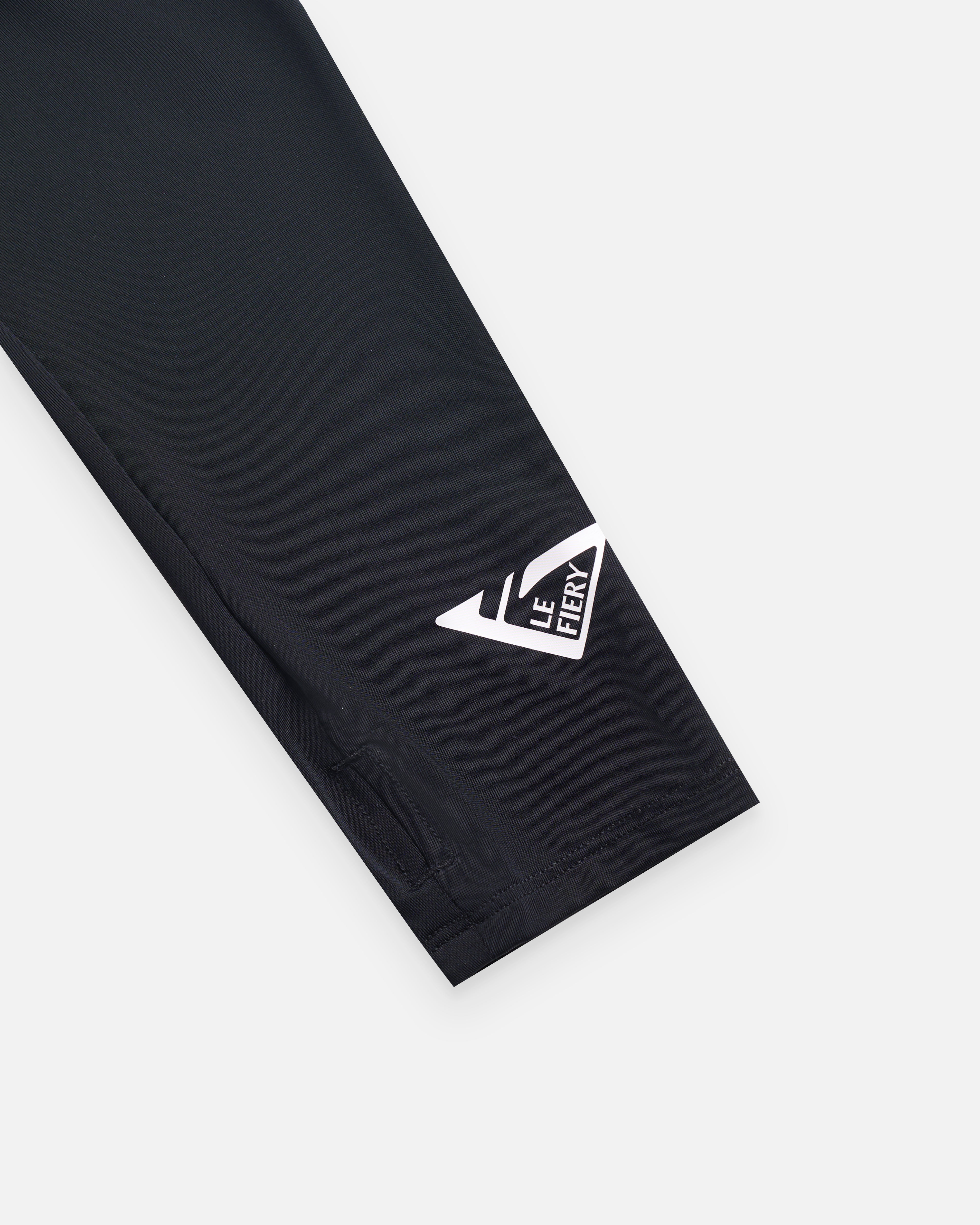 Roung Neck Inner Shirt - Black