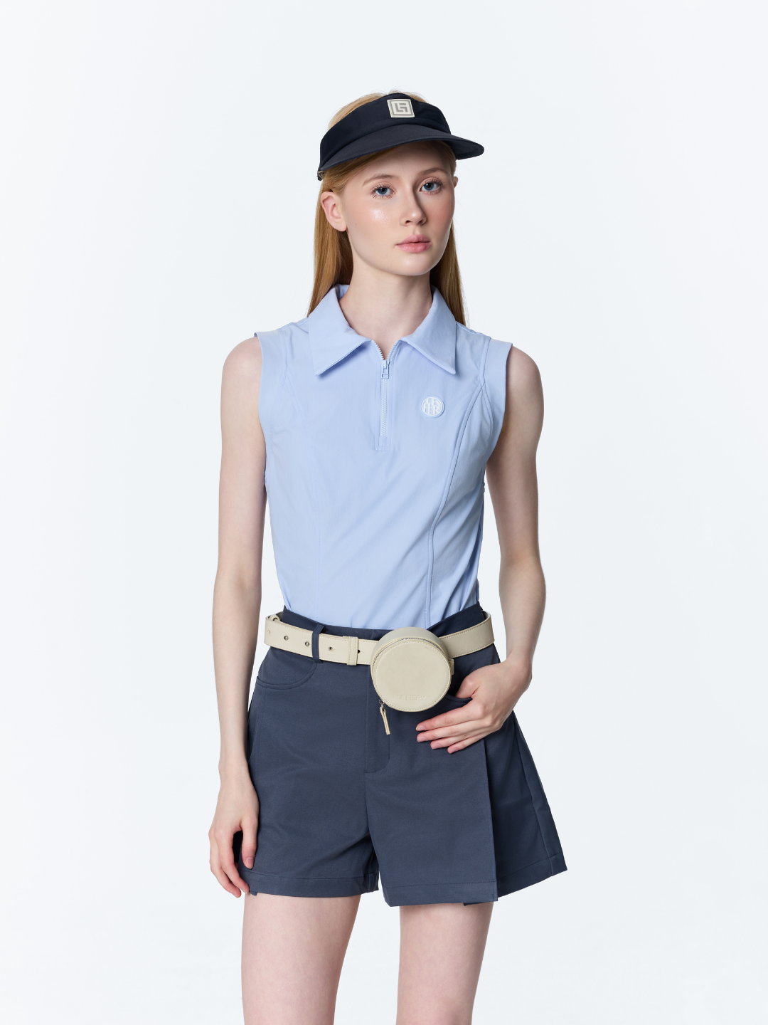 Gemma Shorts in Navy