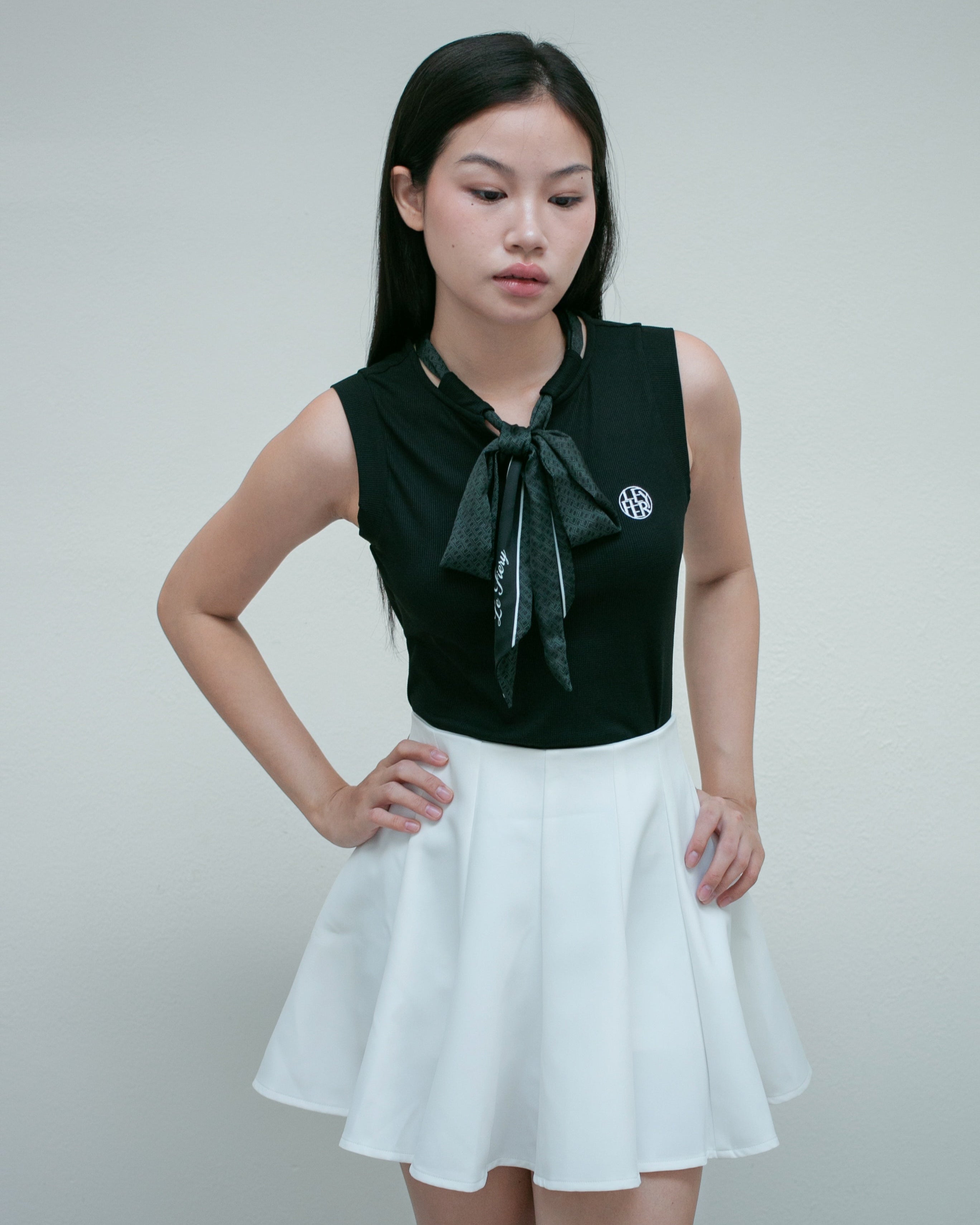 Christine Sleeeless Set - Black/White